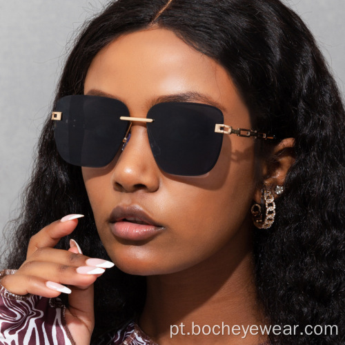 Novos óculos de sol Retro polygon da moda feminina Óculos de sol europeus e americanos de metal com armação pequena